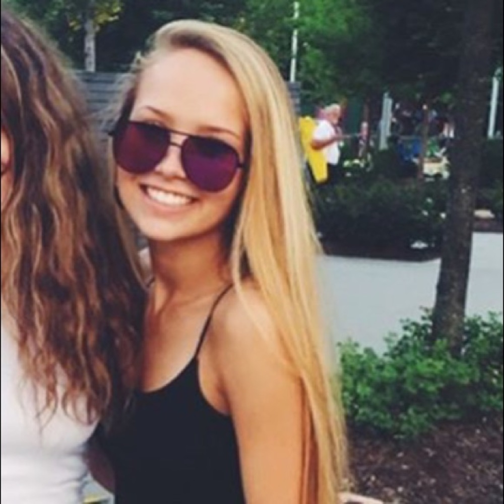 Meet your Posher, Kaitlin